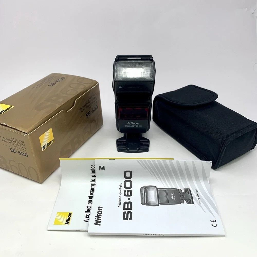 Nikon Speedlight SB-600 Shoe Mount Flash w/Box & Soft Case Tested